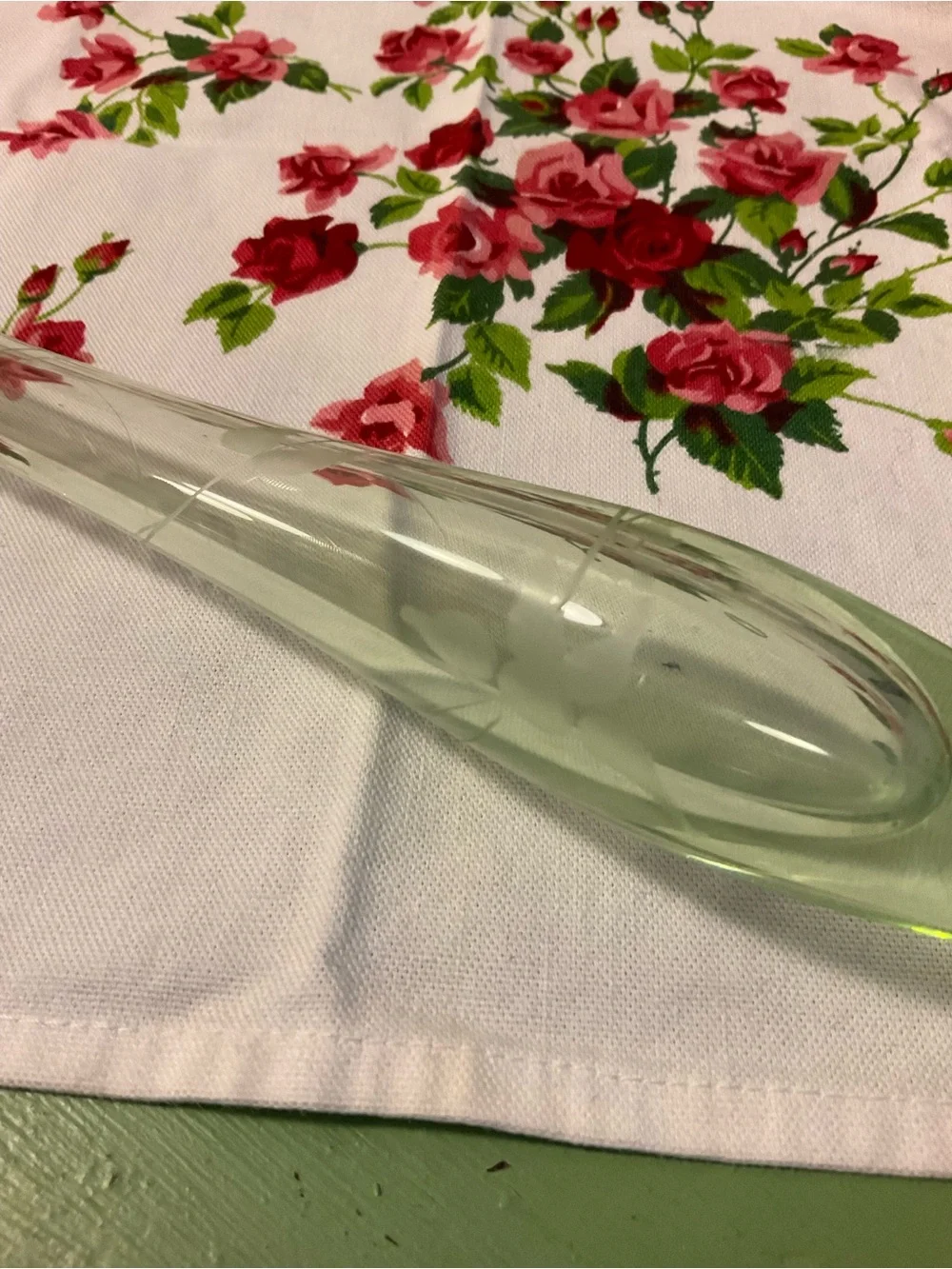 Vintage Uranium Glass Light Green Flower Bud Vase Depression Etched Glass - Picture 4 of 5